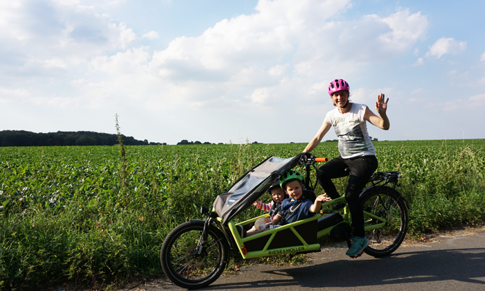 Marion Rodewald mit ihren Kindern © privat